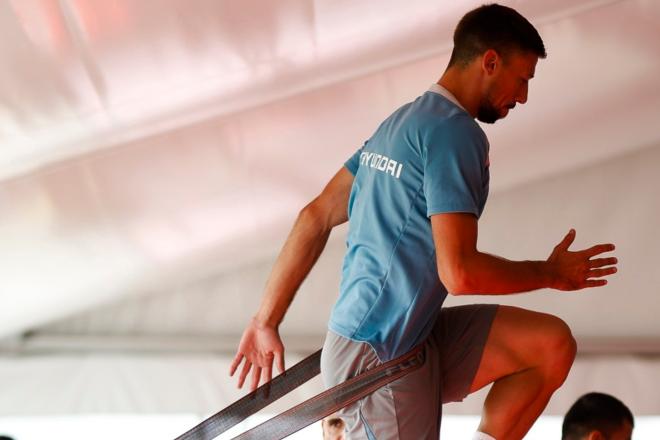 El portero de Las Palmas se recupera satisfactoriamente tras cirugía por choque con delantero del Celta