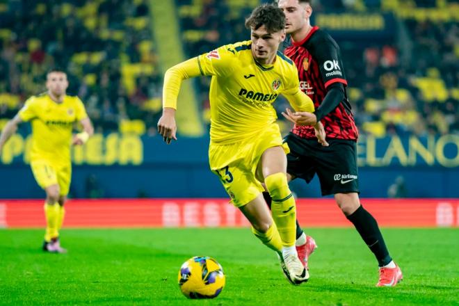 El nuevo ídolo del RC Celta: Pau Cabanes brilla en la victoria del equipo