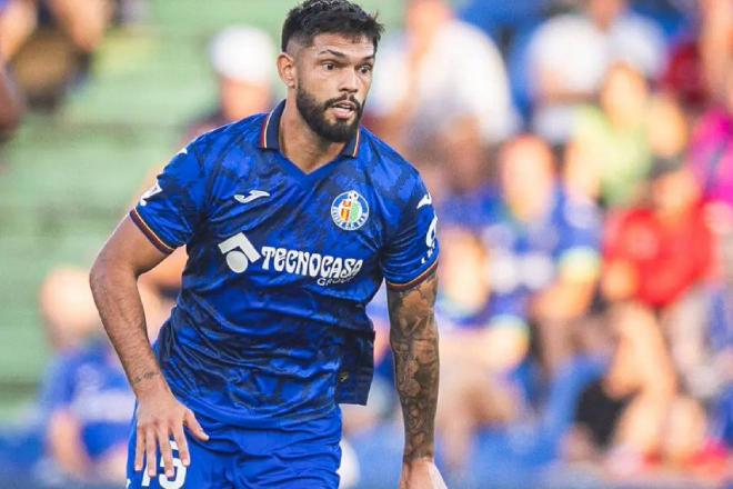 «Gustavo Alfaro revela las ambiciones de Alderete con la selección paraguaya»