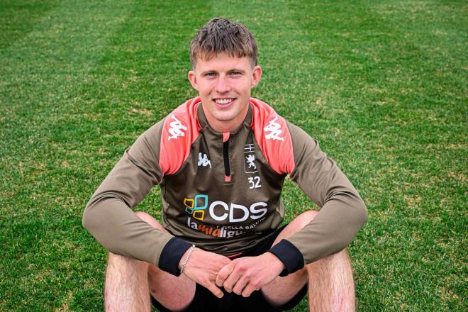 El Betis se interesa en Morten Frendrup para reforzar su plantilla tras asegurar la permanencia