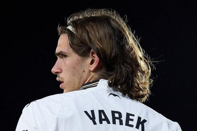 El Valencia se acerca a un acuerdo por la venta de Yarek Gasiorowski