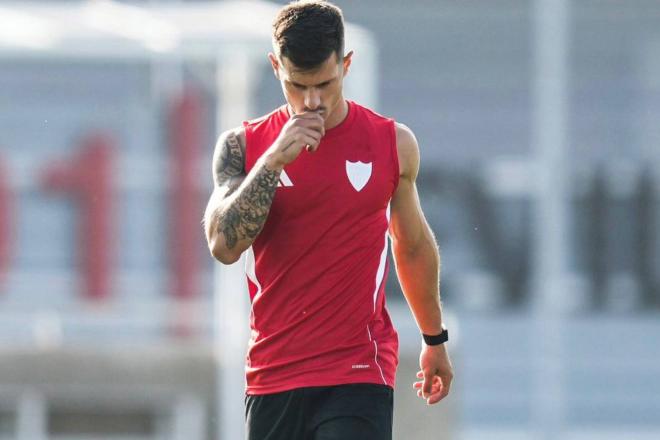 Guardado al final del partido: Alfon asegura que todos quieren estar en el Betis